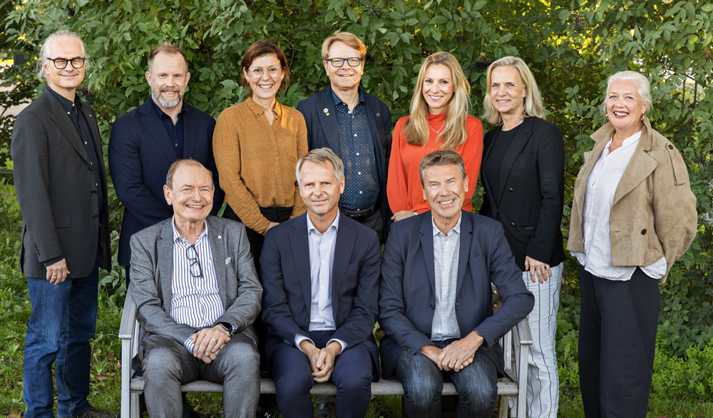 Övre rad från vänster: Peter Dobers, Mattias Marklund, Stina Billinger, Mattias Viberg, Sofie Vennersten, Ingrid Albinsson, Paula Crabtree. Nedre rad från vänster: Gert Nilson, Christer Nylander, Rolf Skoglund